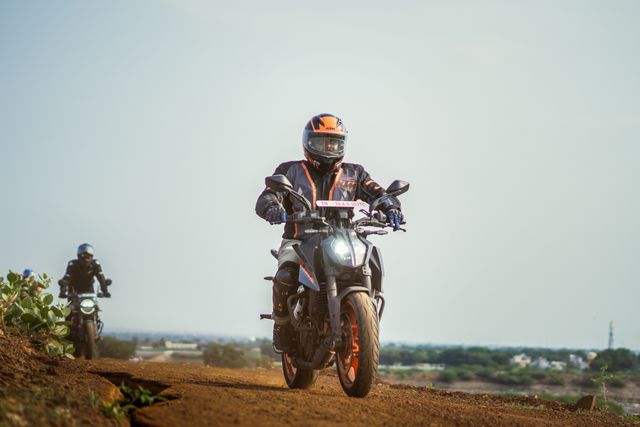Best Commuter Bikes Under 1.5 Lakh in India 2026 – Expert Buyer Guide