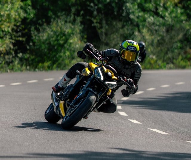 Motorcycle tyre upgrade comparison on Indian roads