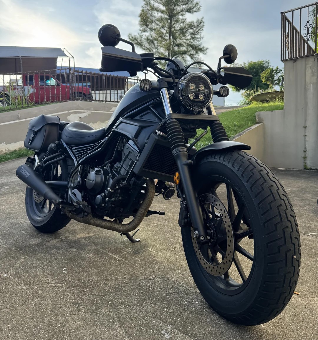Honda Rebel 300 side profile